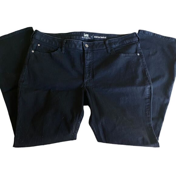 Lee Riders Mid-rise Bootcut Black size 22 M - Picture 1 of 6
